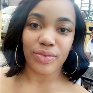 Meet your Posher, Ariel